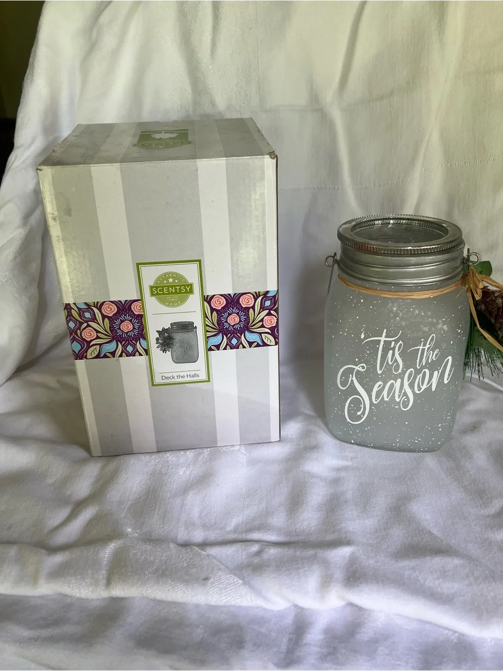 Scentsy Gray Frosted 'Tis the Season Mason Jar Warmer